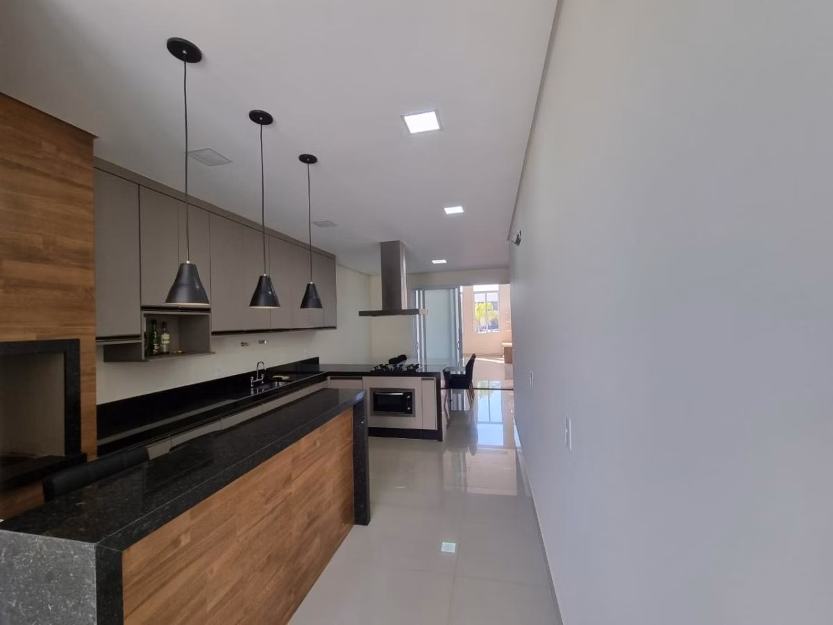 Casa de 250 m² em Hortolândia, SP