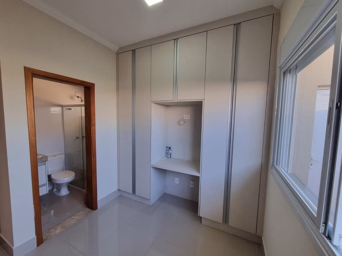 Casa de 250 m² em Hortolândia, SP