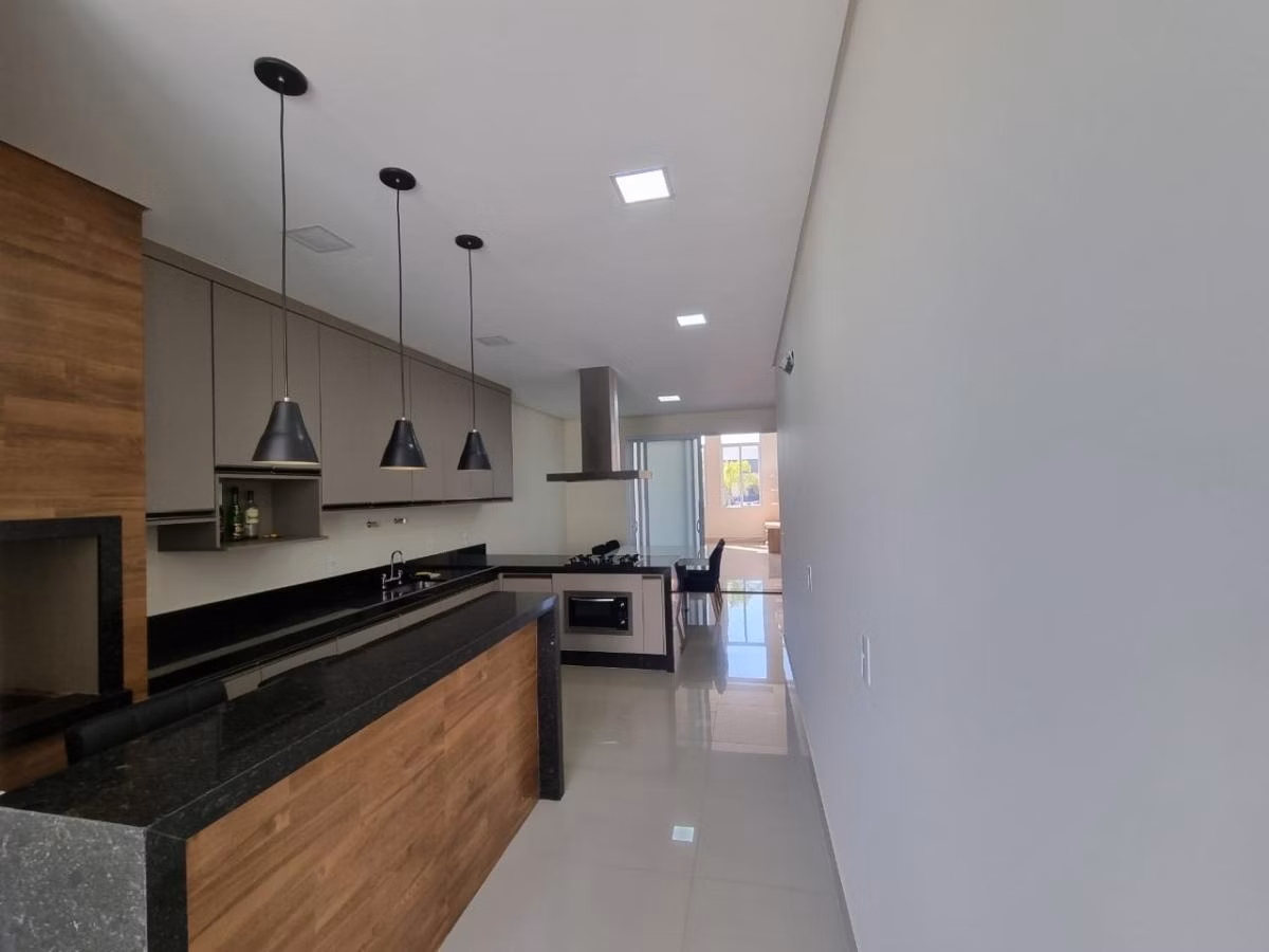 Casa de 250 m² em Hortolândia, SP