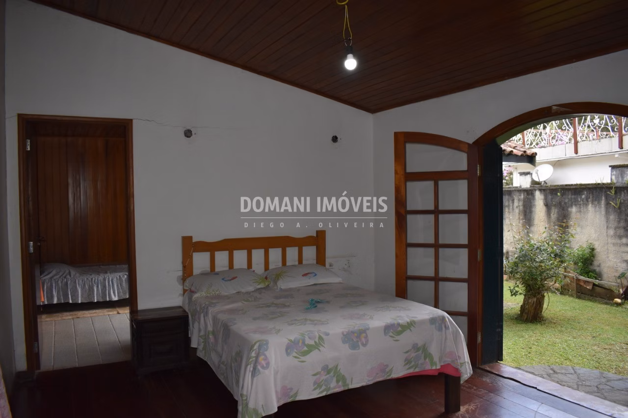 Casa de 725 m² em Campos do Jordão, SP