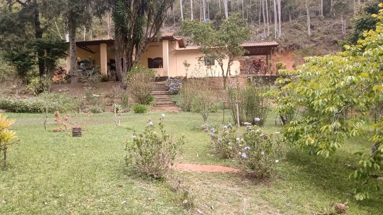 Sítio de 7 ha em Natividade da Serra, SP