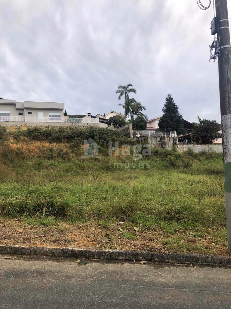 Terreno de 790 m² em Brusque, SC