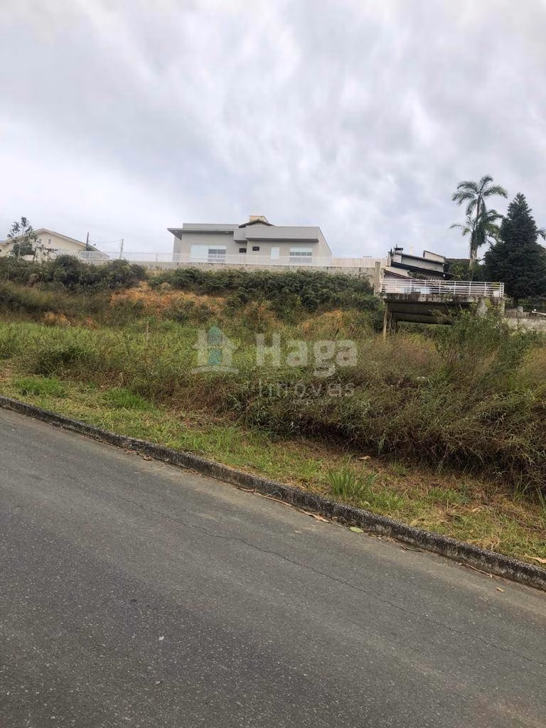 Terreno de 790 m² em Brusque, SC