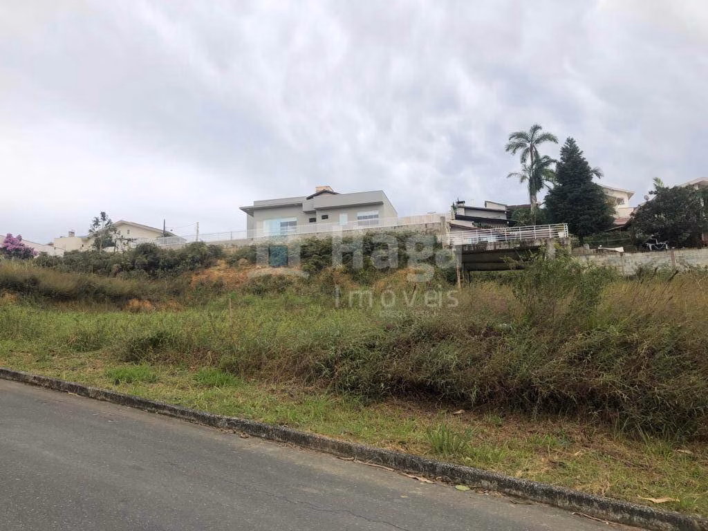 Terreno de 790 m² em Brusque, SC
