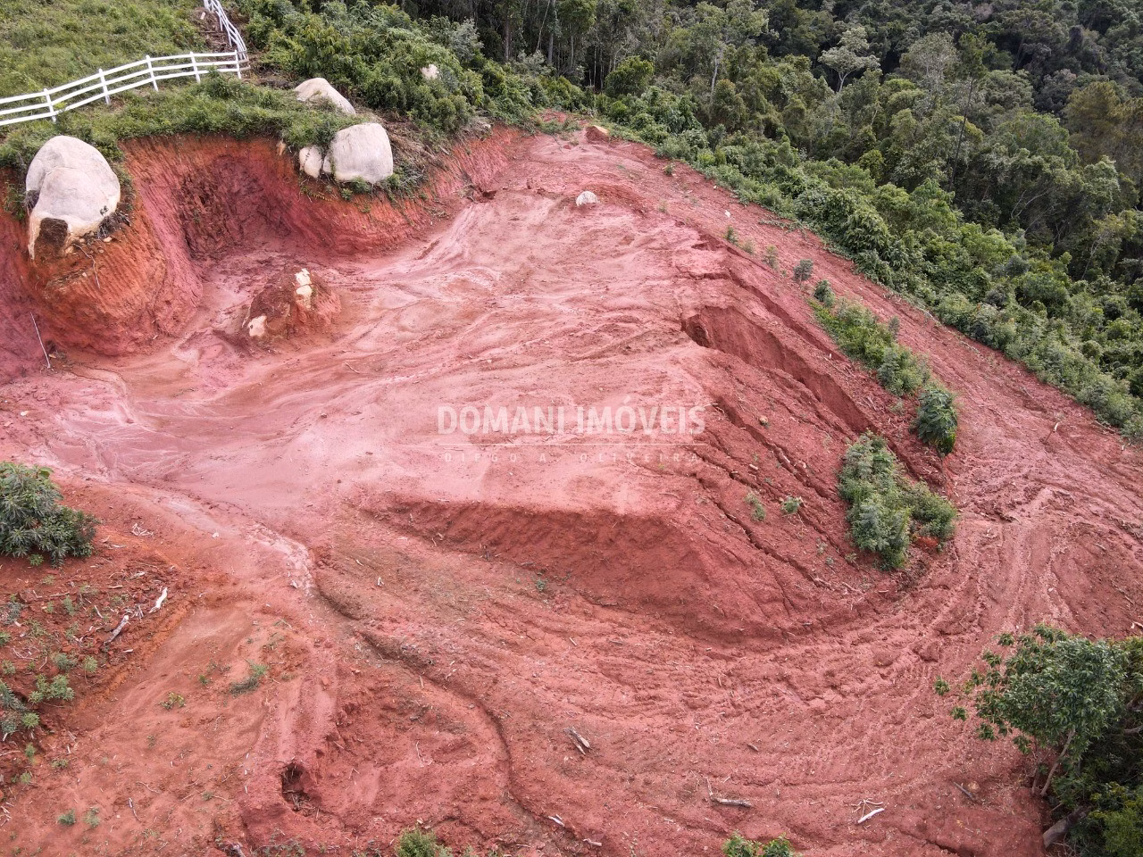 Plot of 1,180 m² in Campos do Jordão, SP, Brazil