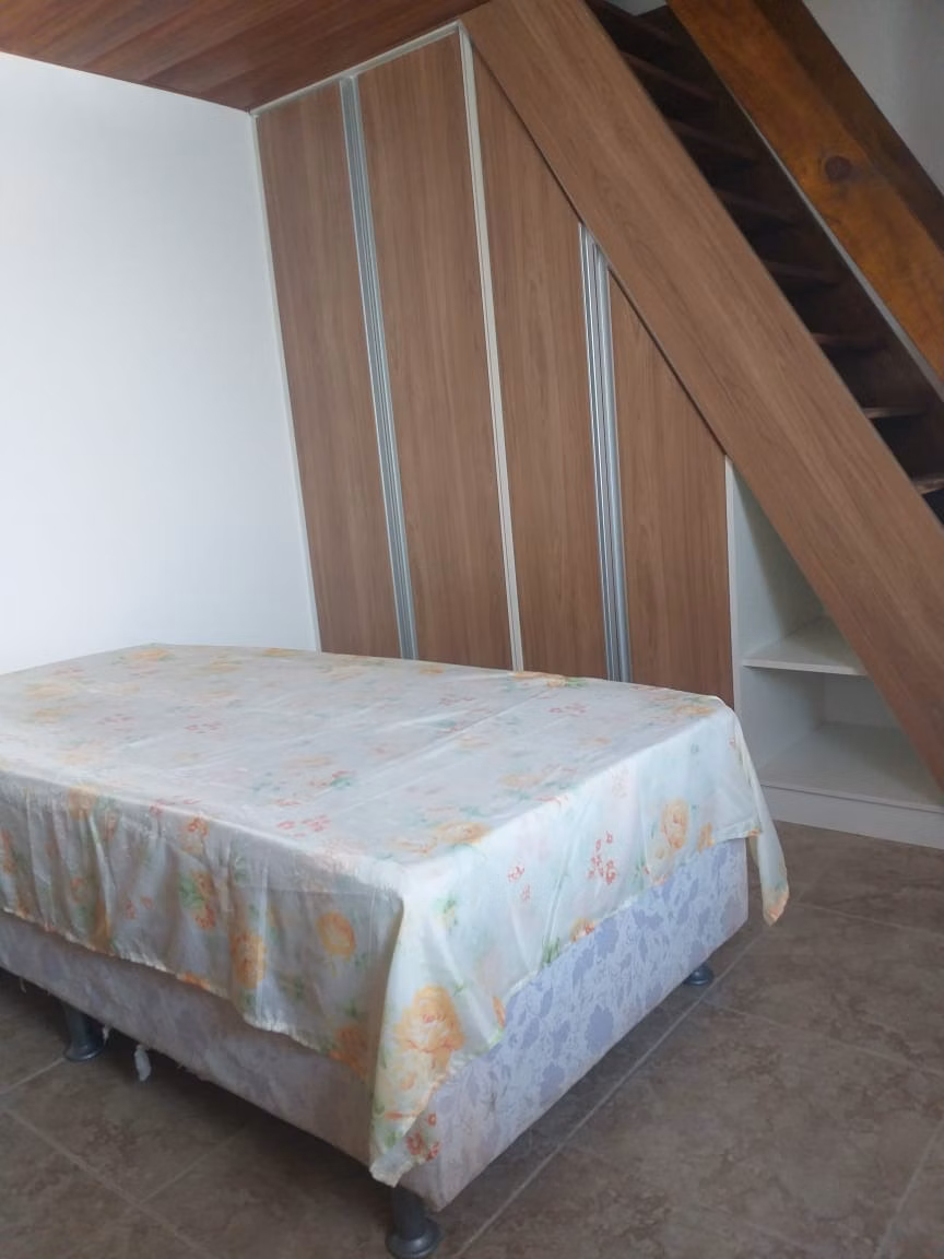 Casa de 150 m² em Camaçari, BA