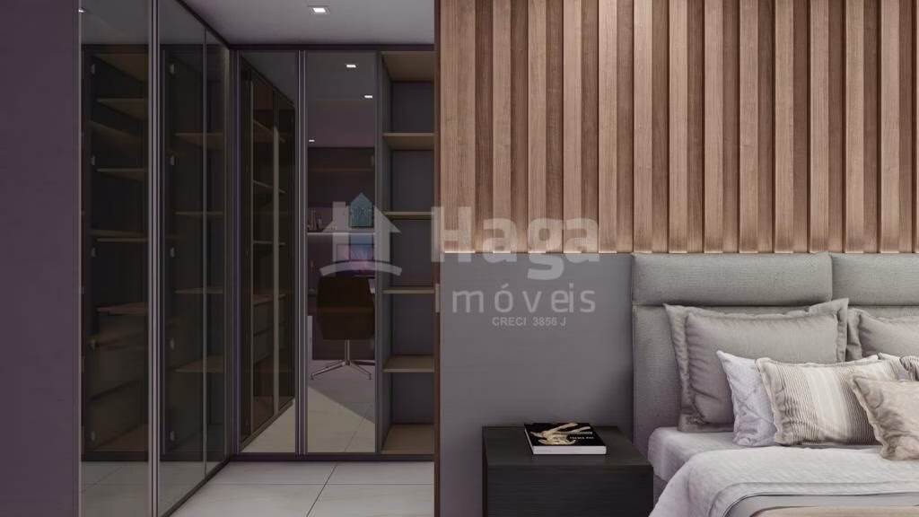 Casa de 285 m² em Brusque, SC