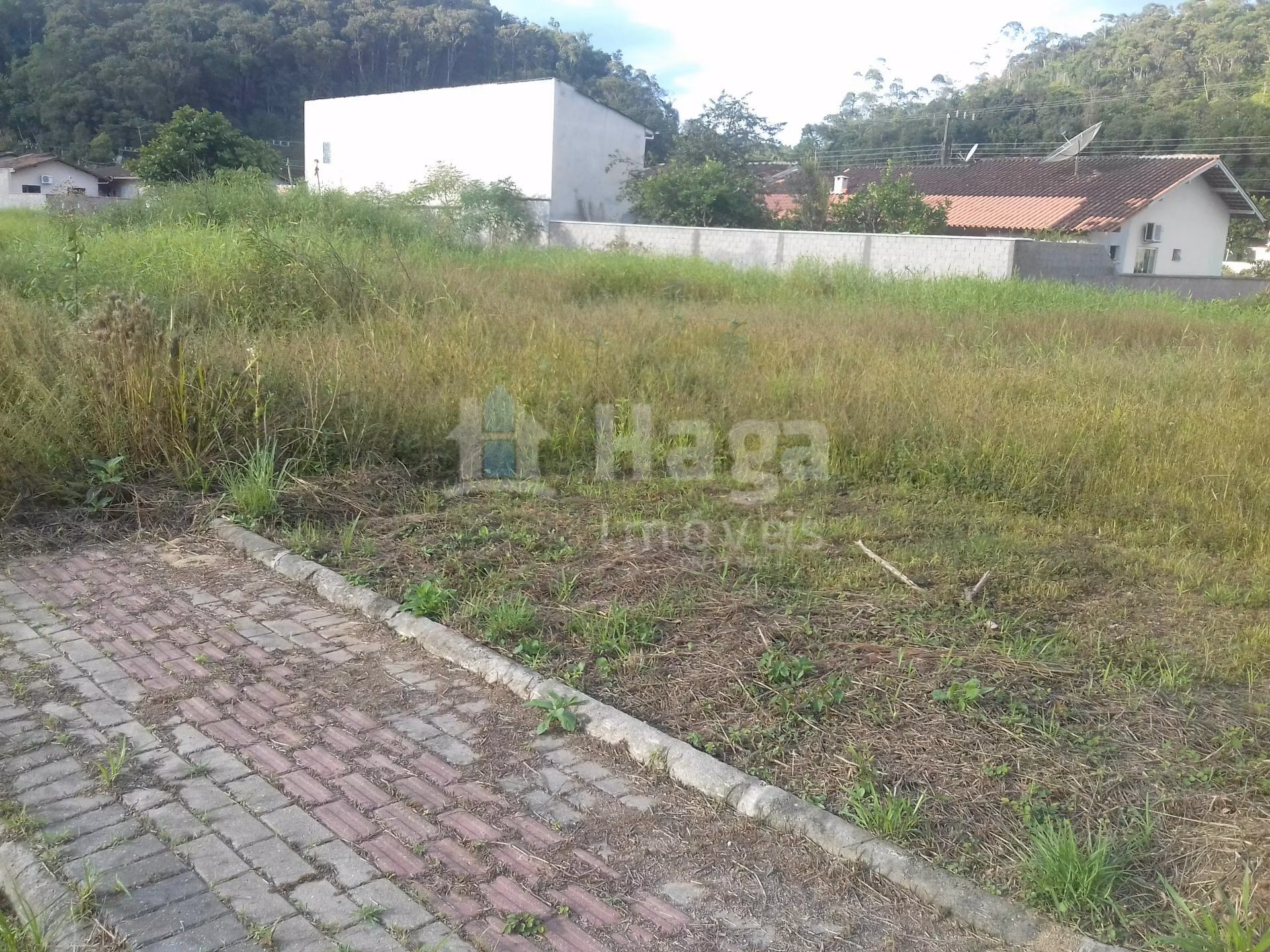 Terreno de 301 m² em Guabiruba, SC
