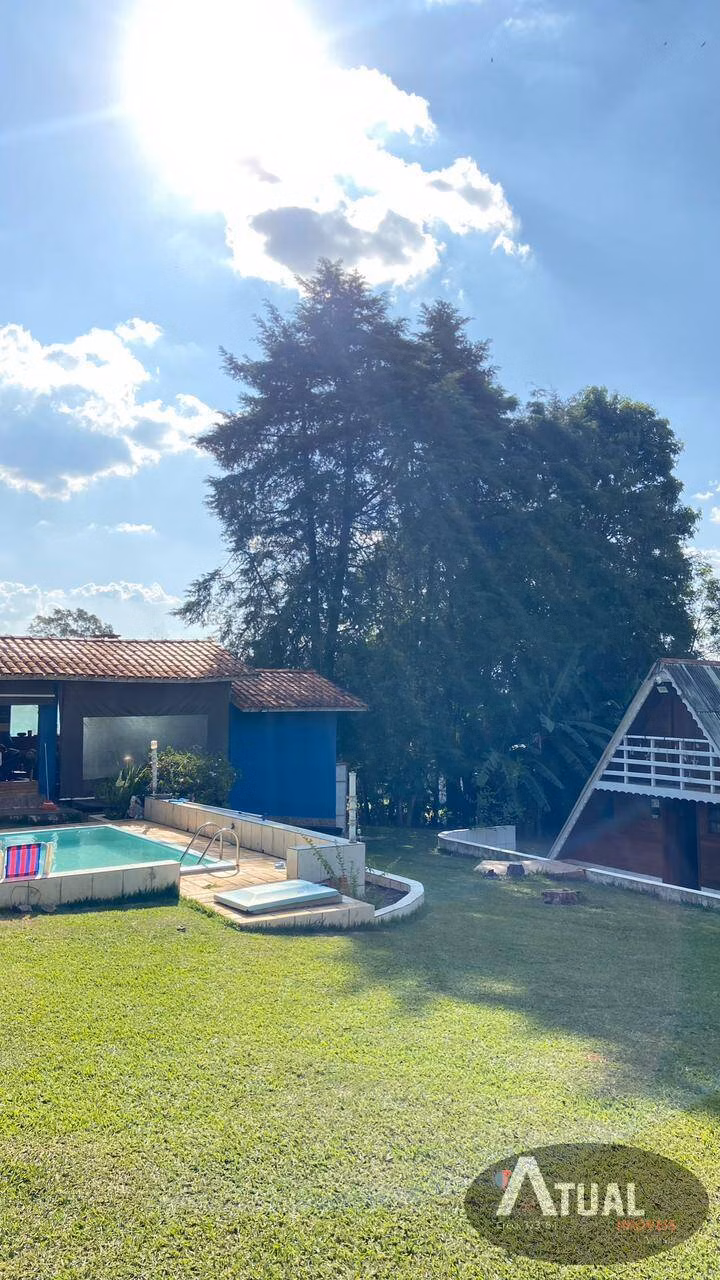 Casa de 1.500 m² em Piracaia, SP