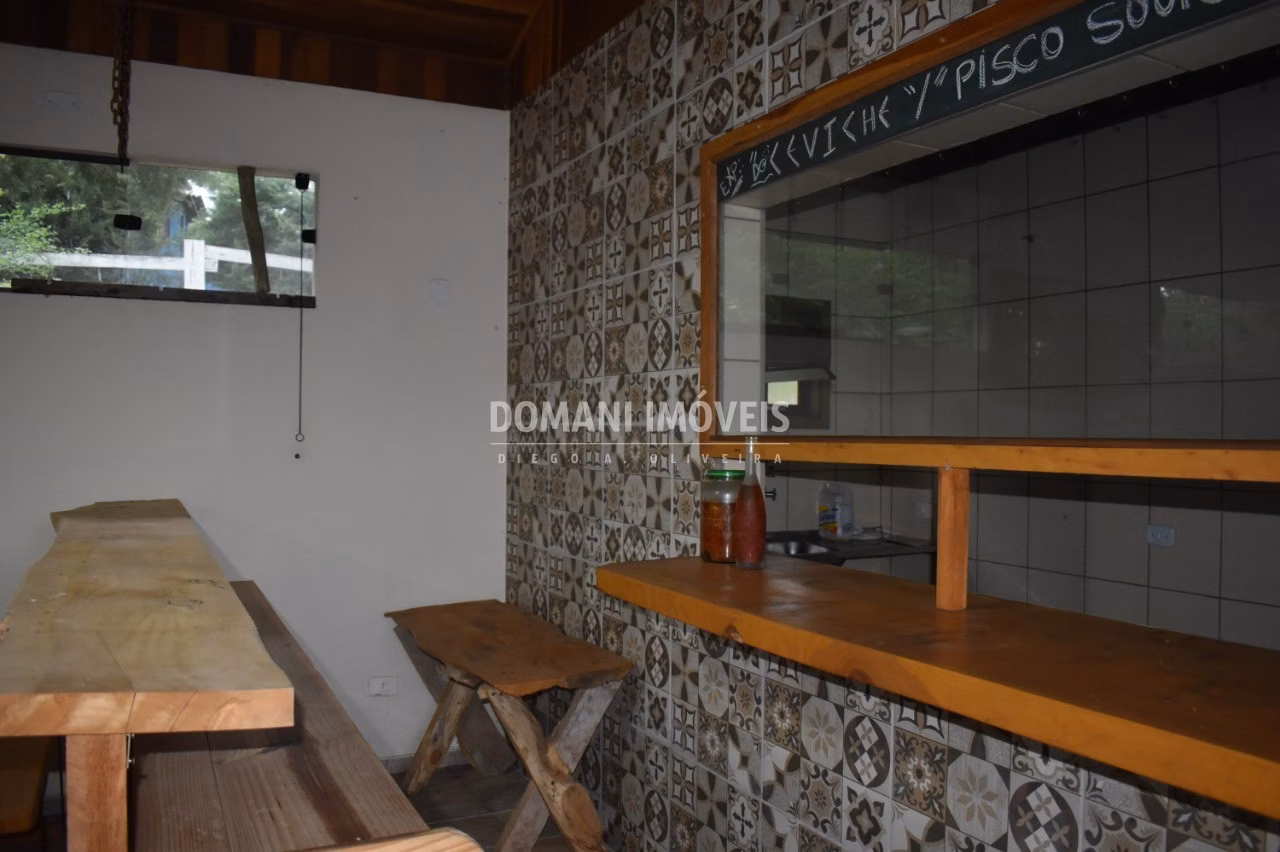 Comercial de 1.000 m² em Campos do Jordão, SP