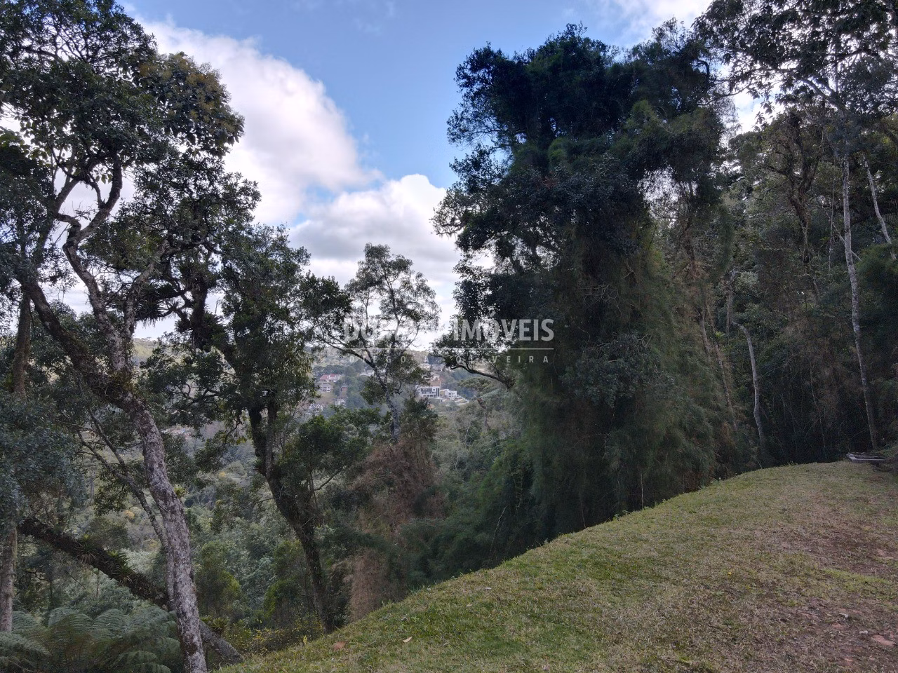 Plot of 1,115 m² in Campos do Jordão, SP, Brazil