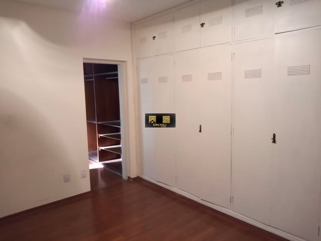 Casa de 3.199 m² em Valinhos, SP