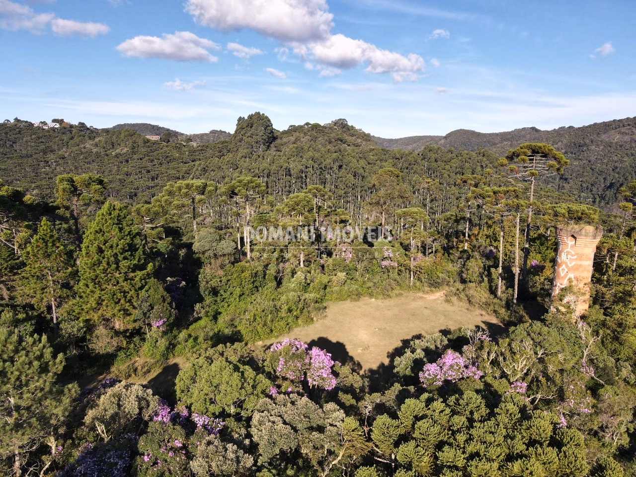 Plot of 1,380 m² in Campos do Jordão, SP, Brazil