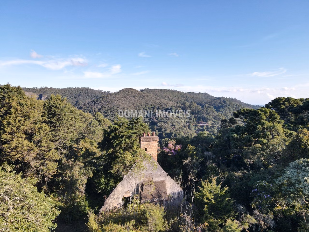 Plot of 1,380 m² in Campos do Jordão, SP, Brazil