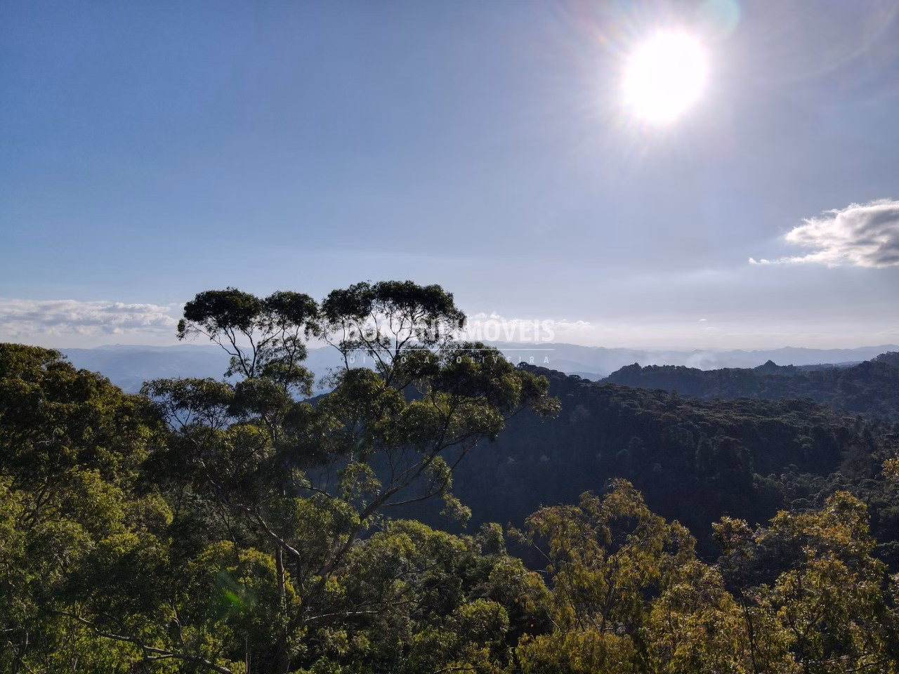 Terreno de 1.380 m² em Campos do Jordão, SP