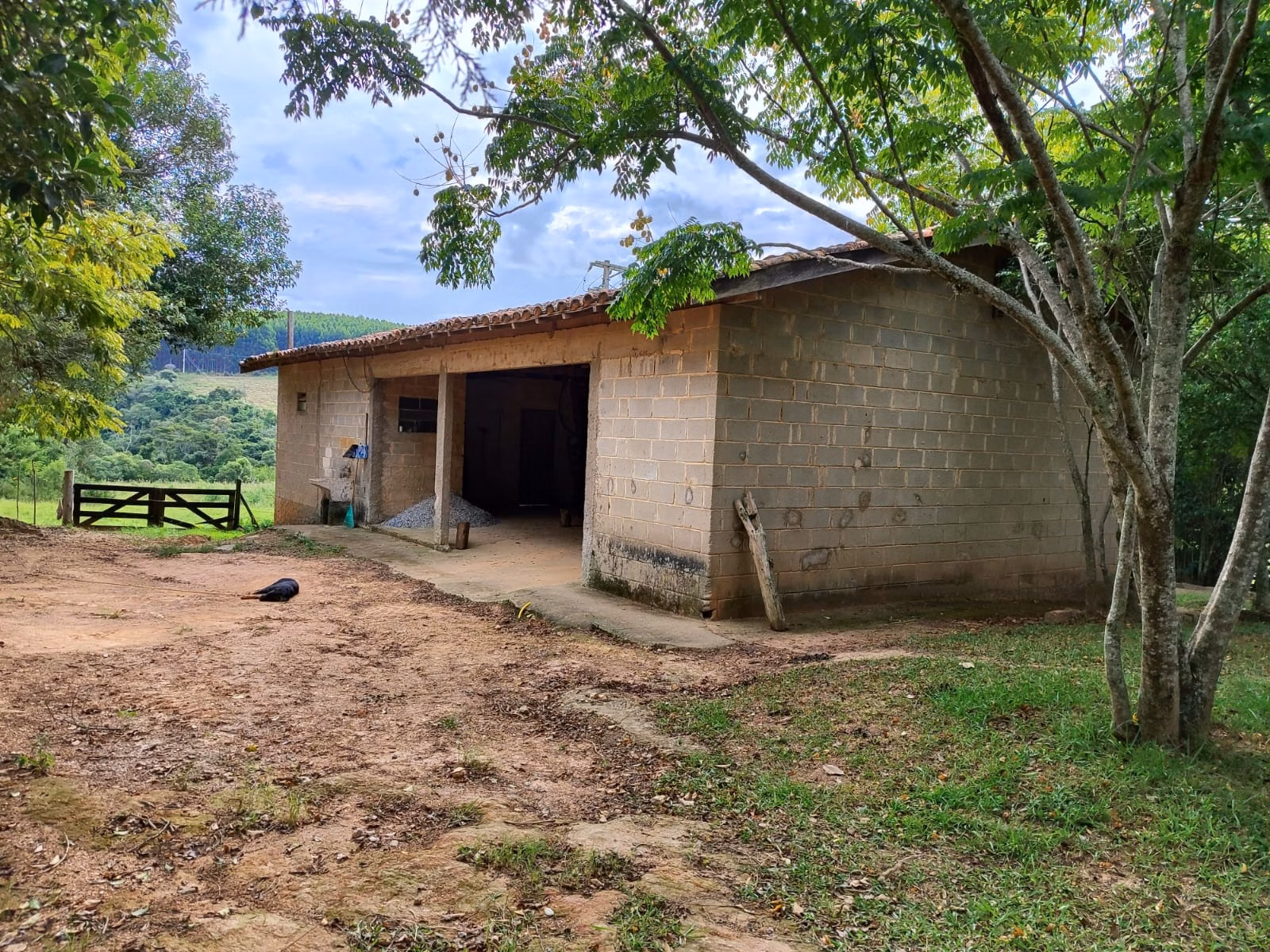 Sítio de 24 ha em Salto de Pirapora, SP