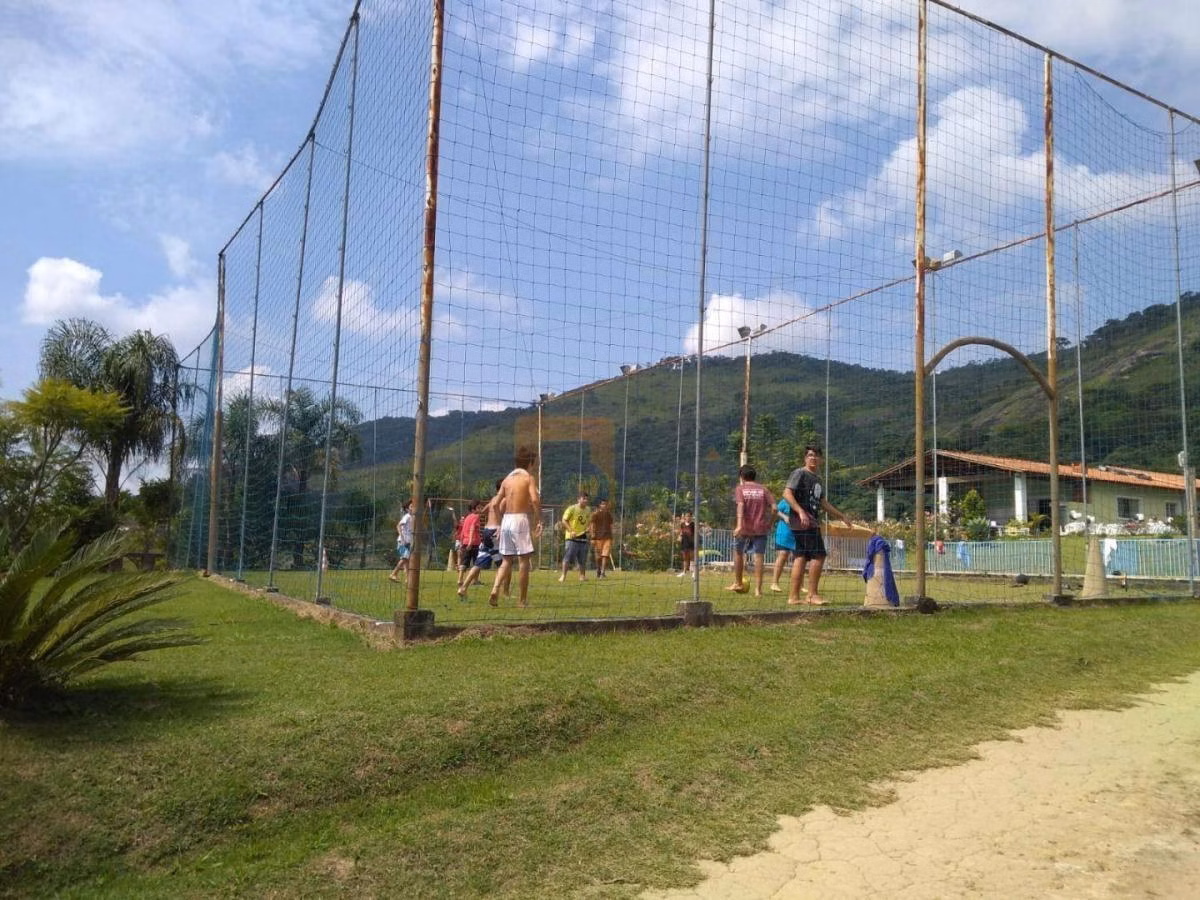Kleiner Bauernhof zum Verkauf von 6 ha in Mogi das Cruzes, SP