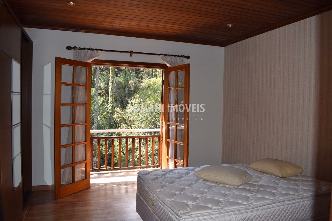 Casa de 1.630 m² em Campos do Jordão, SP