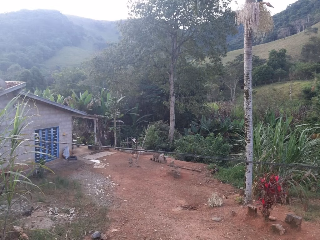 Chácara de 2.500 m² em Taubaté, SP