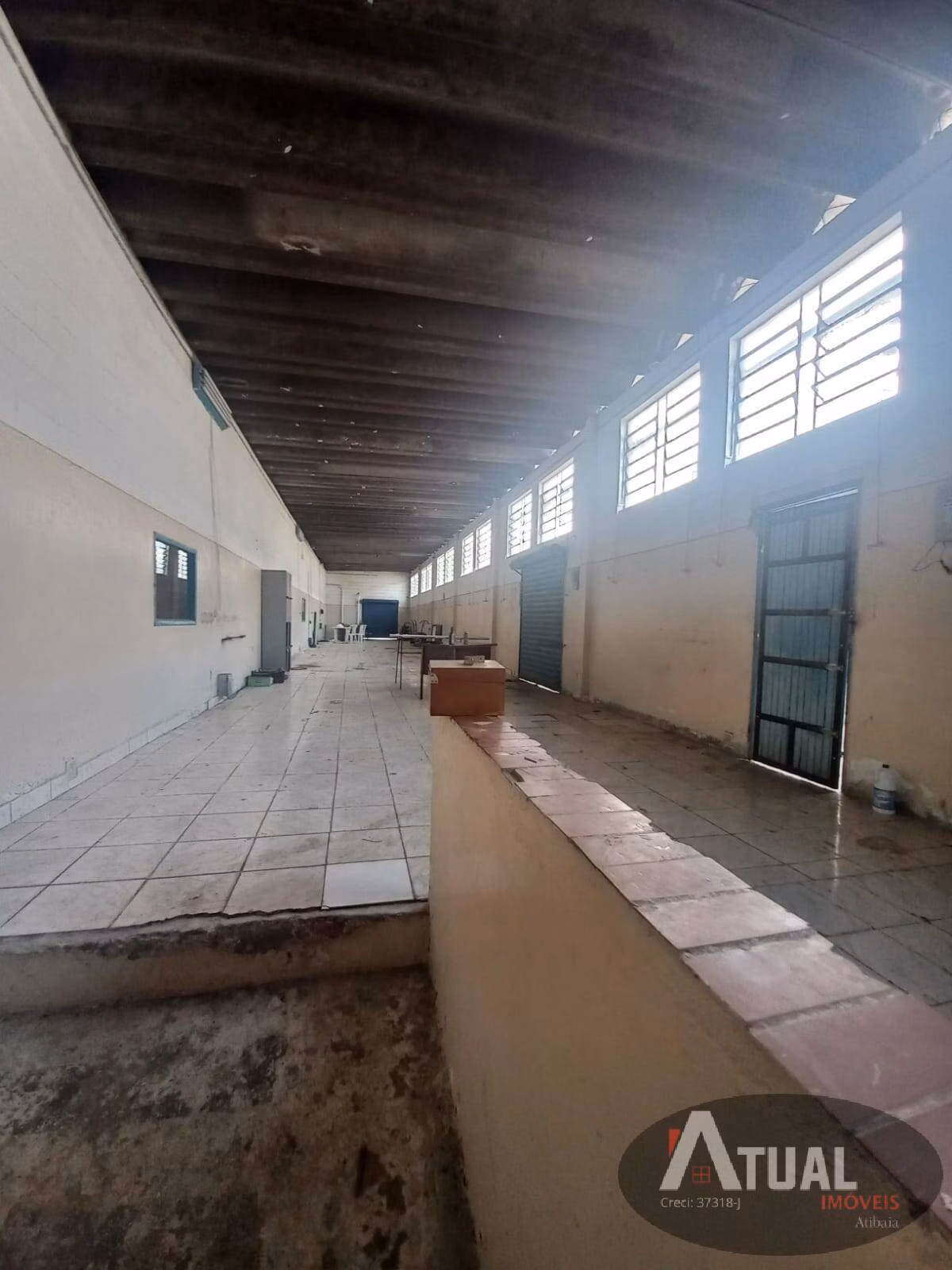 Comercial de 1 ha em Atibaia, SP