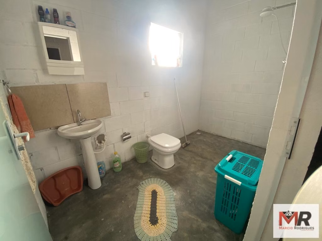 Sítio de 6 ha em Careaçu, MG