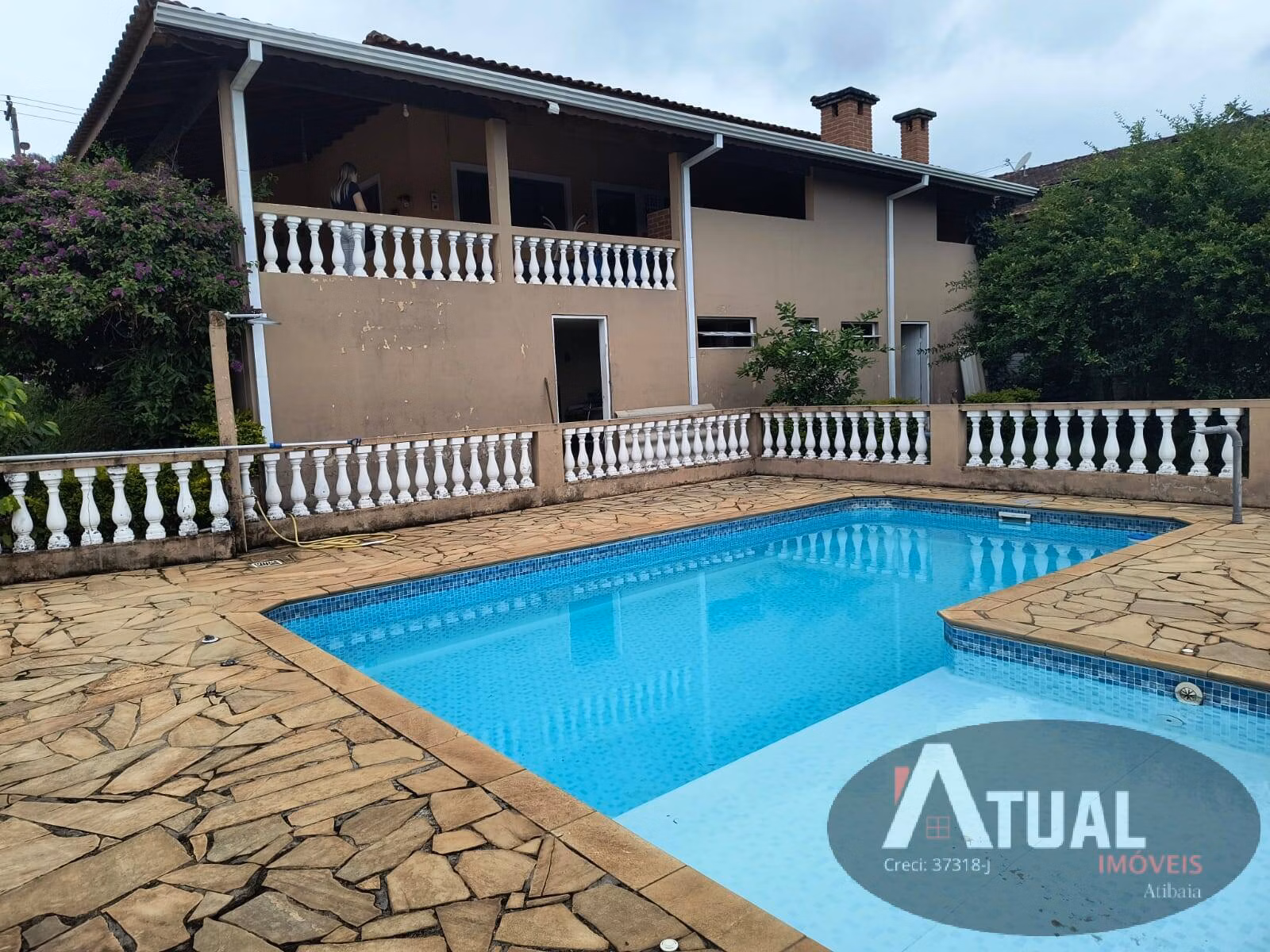 Casa de 670 m² em Atibaia, SP