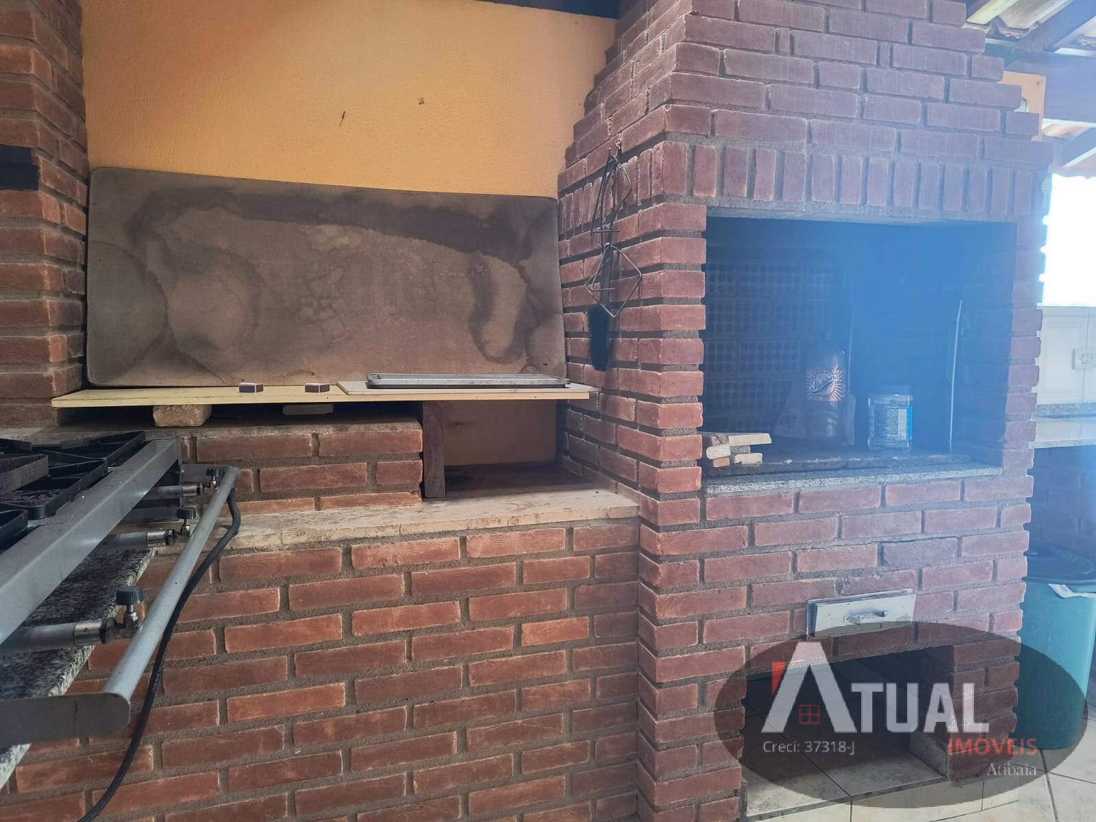 Casa de 670 m² em Atibaia, SP
