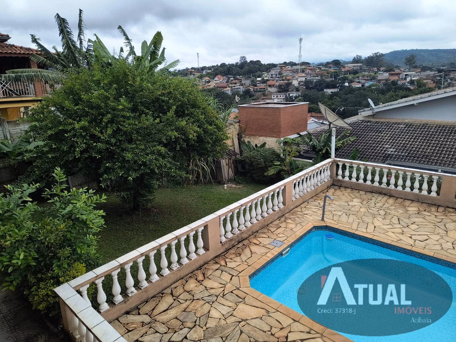 Casa de 670 m² em Atibaia, SP