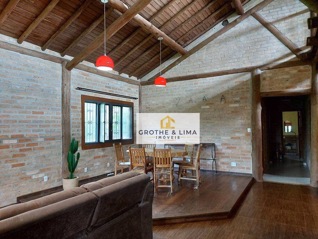 Chácara de 1.280 m² em Pindamonhangaba, SP