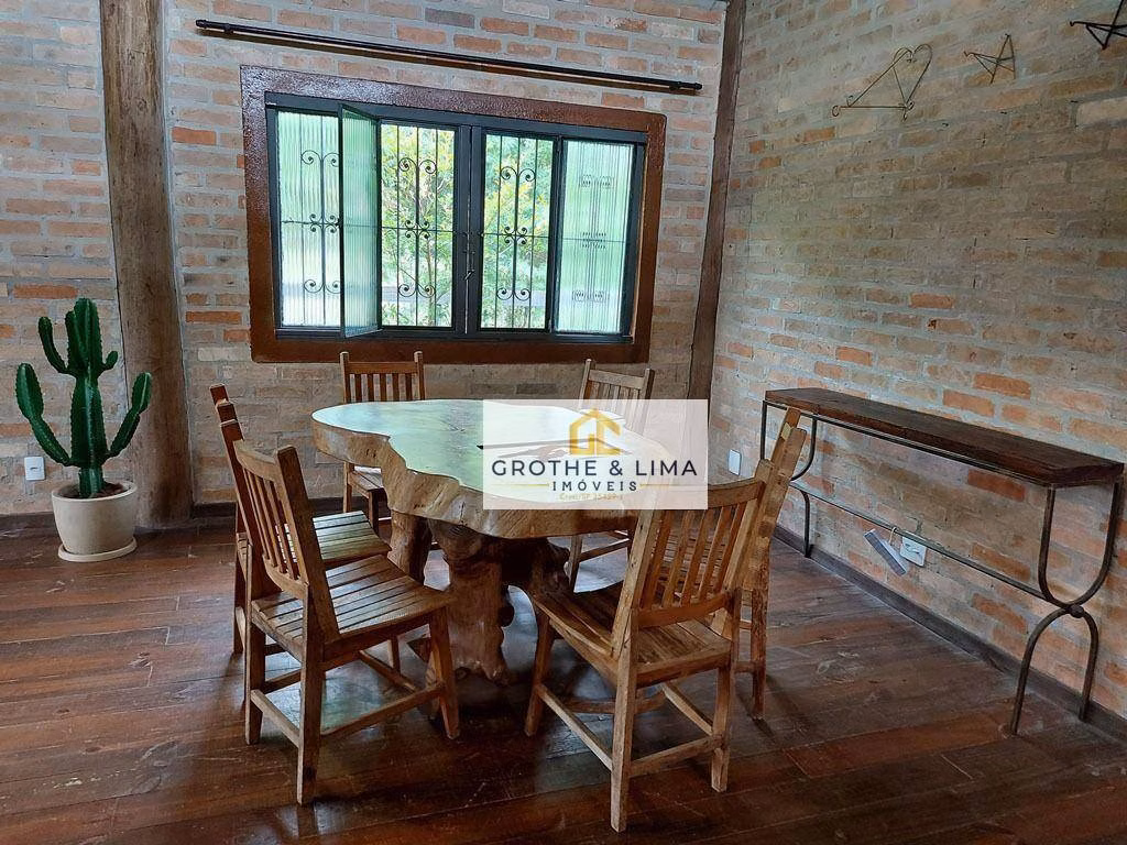 Chácara de 1.280 m² em Pindamonhangaba, SP