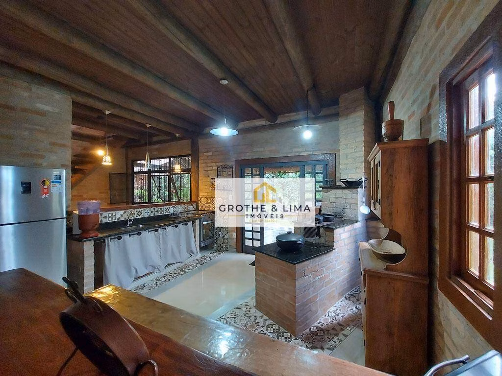 Chácara de 1.280 m² em Pindamonhangaba, SP