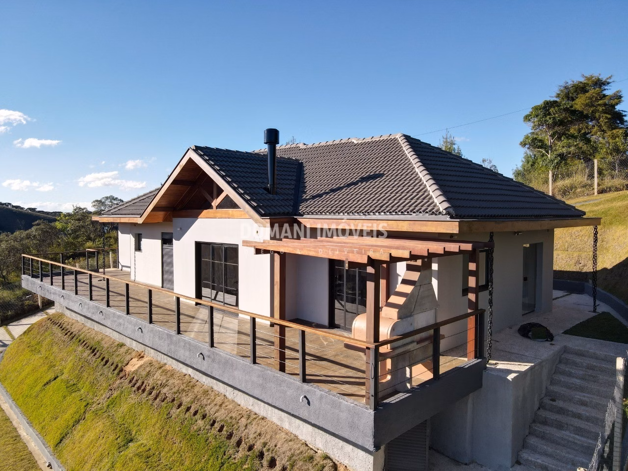 House of 1,000 m² in Campos do Jordão, SP, Brazil