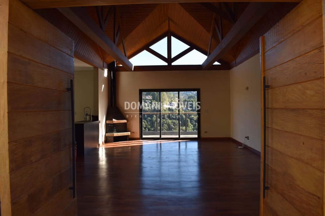 Casa de 1.000 m² em Campos do Jordão, SP