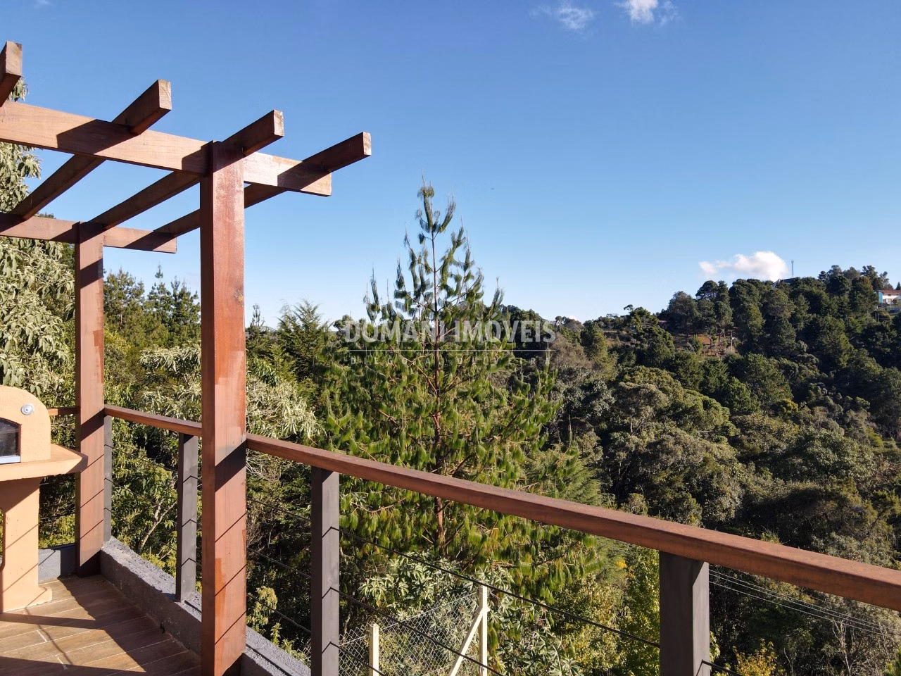 House of 1,000 m² in Campos do Jordão, SP, Brazil